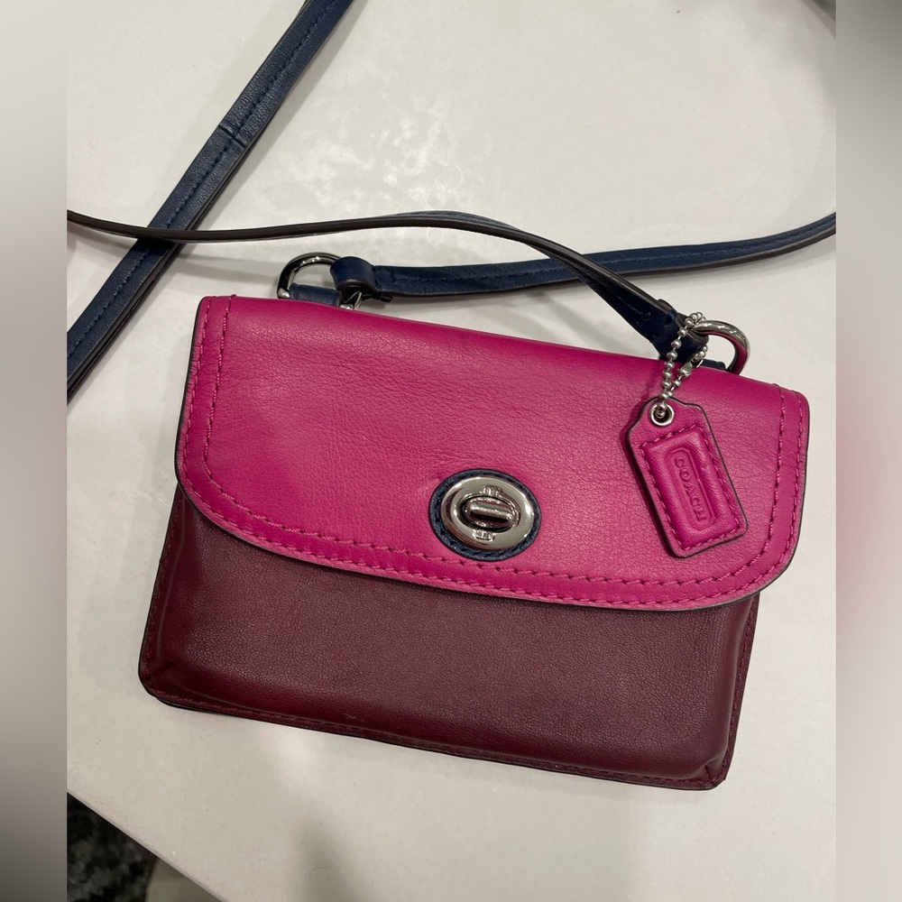 Coach Wallet Crossbody